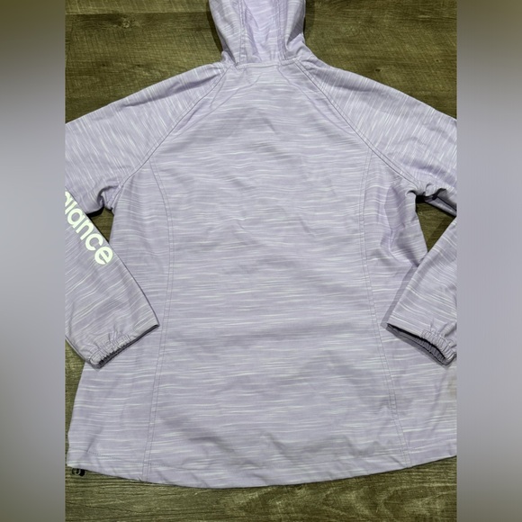 New balance women’s lavender all weather hooded jacket size large - Picture 8 of 8